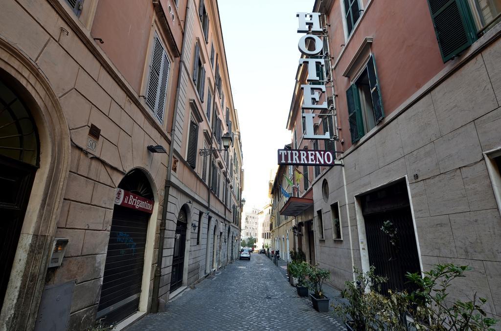 Hotel Tirreno Рим Экстерьер фото