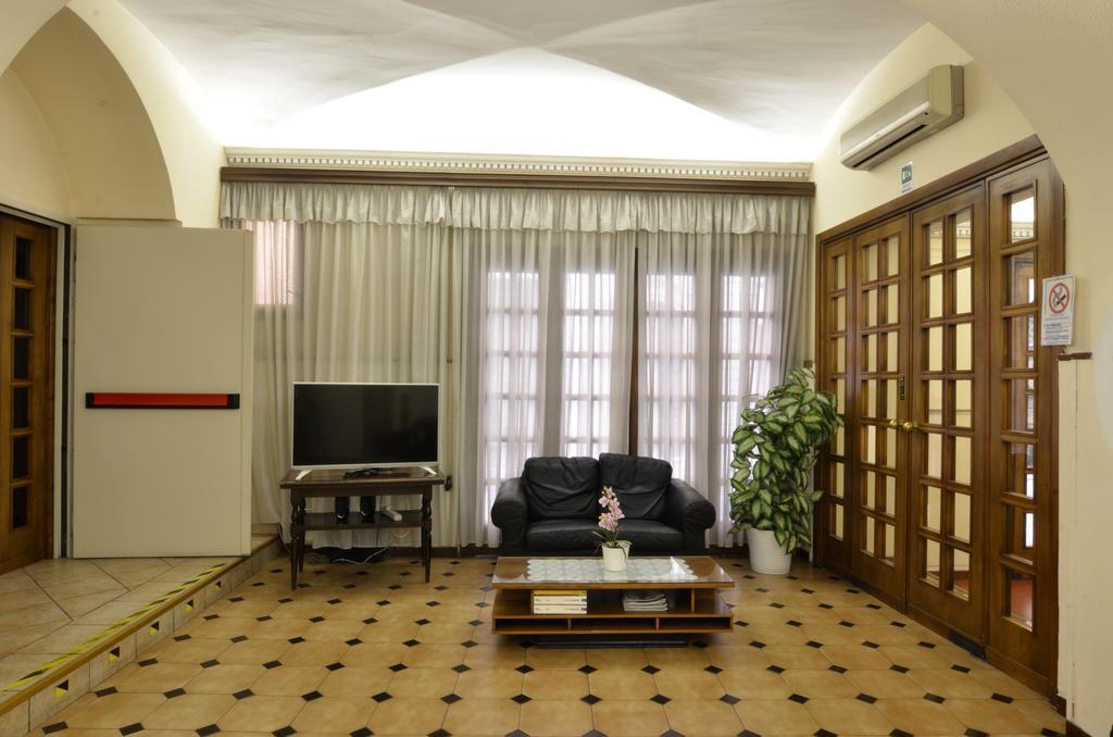 Hotel Tirreno Рим Экстерьер фото